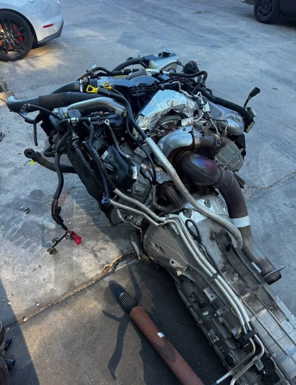 2017-2019 6.7 F250 F350 F450 motor

57k miles 
Clean clean clean motor
No oil leaks has a 2024 ccv box 
$7000 pretty firm way to low of mileage for a 2017-2019 can’t find them this clean and well taken care of

$7000