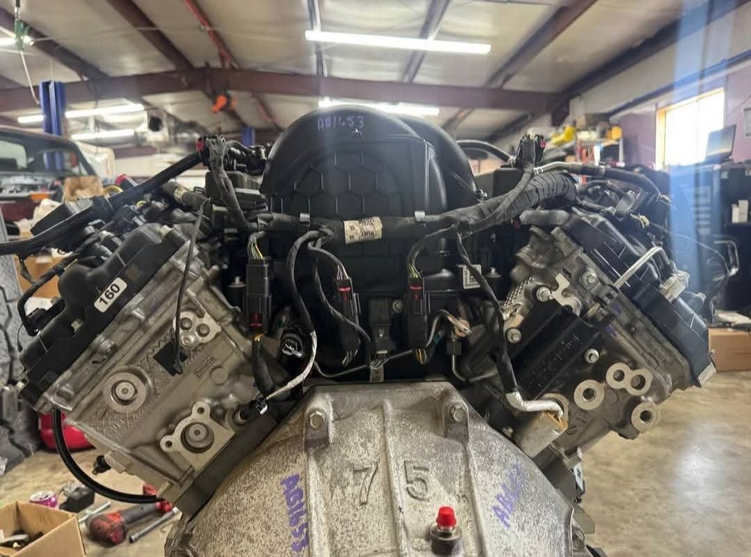 2023 Ford F150 4x4 5.0 Motor and Transmission
Fits 2021-2026 Ford F150 4x4 Motor
5.0 coyote V8 out of a 2023 Ford F150 4 x 4 with 11,500 miles. Comes with all accessories, AC lines coolant hoses intake manifold transmission , ECU .
VIN 1FTFW1E51PKE33702. You can come pick it up or pay to have it shipped.
VIN 1FTFW1E51PKE33702. - Image 3