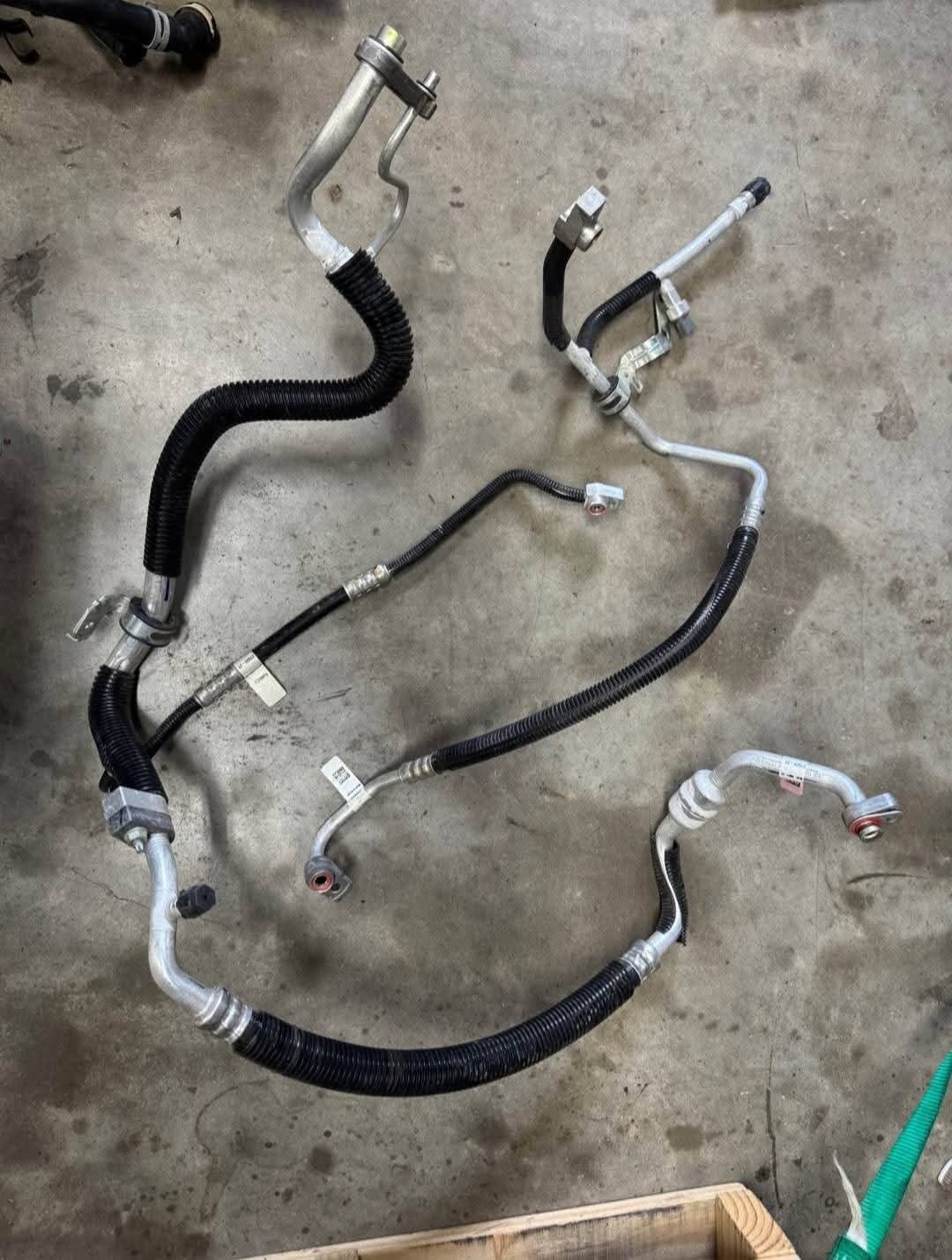 2023 Ford F150 4x4 5.0 Motor and Transmission
Fits 2021-2026 Ford F150 4x4 Motor
5.0 coyote V8 out of a 2023 Ford F150 4 x 4 with 11,500 miles. Comes with all accessories, AC lines coolant hoses intake manifold transmission , ECU .
VIN 1FTFW1E51PKE33702. You can come pick it up or pay to have it shipped.
VIN 1FTFW1E51PKE33702. - Image 9