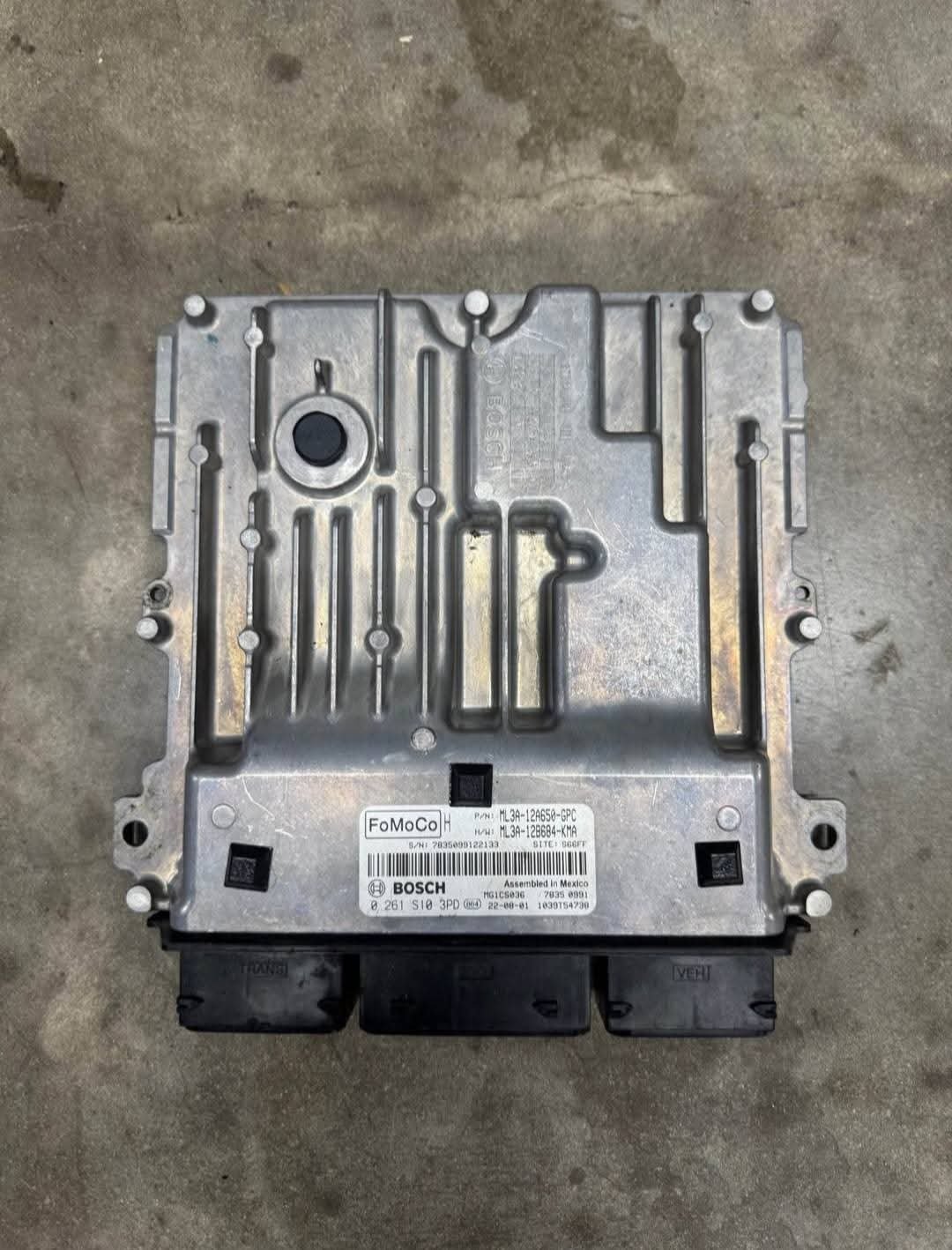 2023 Ford F150 4x4 5.0 Motor and Transmission
Fits 2021-2026 Ford F150 4x4 Motor
5.0 coyote V8 out of a 2023 Ford F150 4 x 4 with 11,500 miles. Comes with all accessories, AC lines coolant hoses intake manifold transmission , ECU .
VIN 1FTFW1E51PKE33702. You can come pick it up or pay to have it shipped.
VIN 1FTFW1E51PKE33702. - Image 6