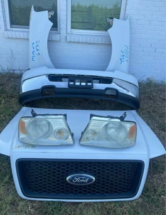 2004-2008 F150 hood, grill, both fenders, complete front bumpers with plastics and both headlights