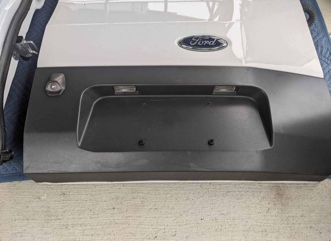 17-22 Ford Transit T150, T250, T350 front left/right side doors, hood and rear doors white OEM NICE!
Both driver and passenger front doors removed from a 2017 Ford Transit with the medium roof. These are white in color, (YZ) paint code, and are in very nice condition with no rot. Both doors are fully loaded, meaning you get the glass, interior panels, window motors, regulators. These are OEM Ford parts, not cheap aftermarket. - Image 5