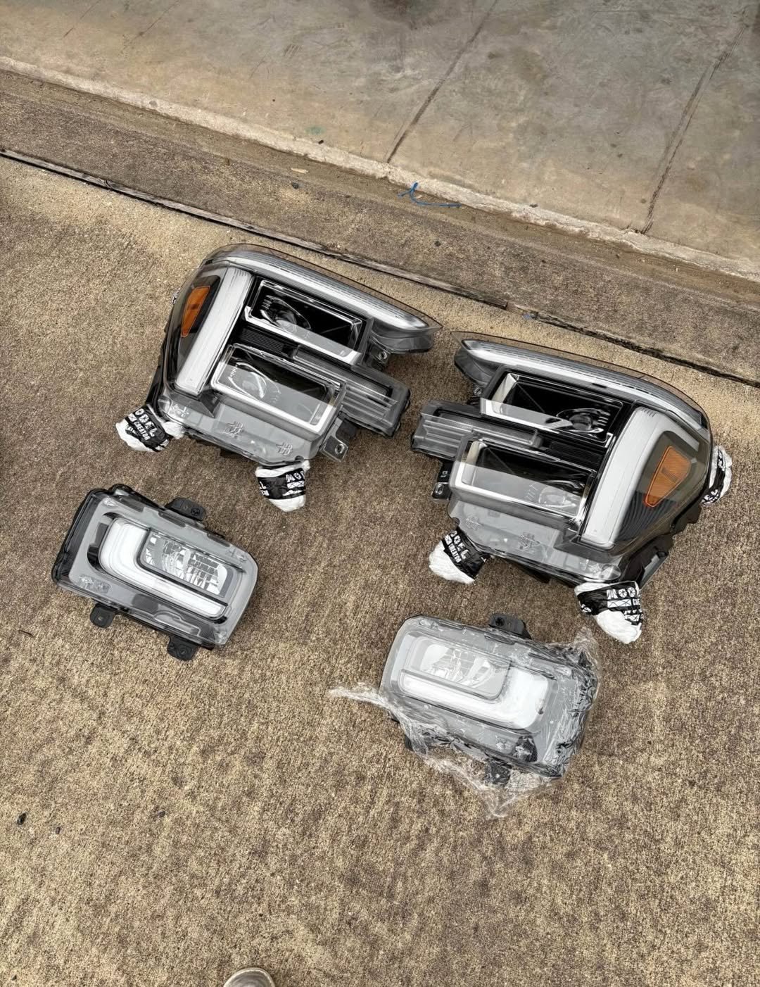 2024-2026 Ford F-150 OEM Headlight & Foglight Pair