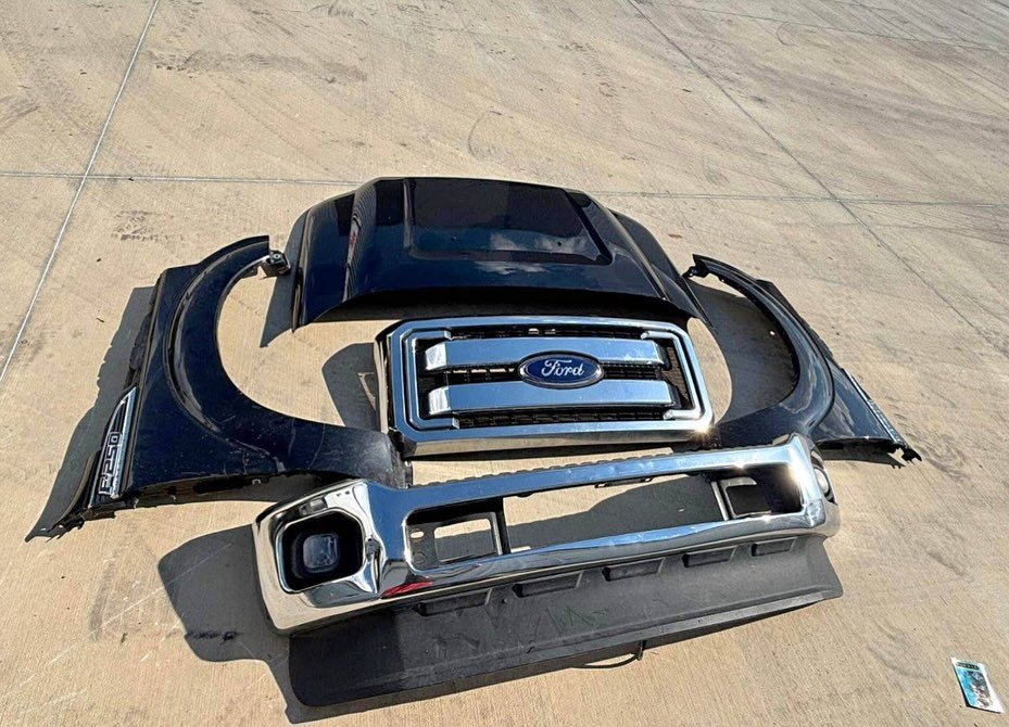2011-2016 Ford F250 F350 F450 F550 front end