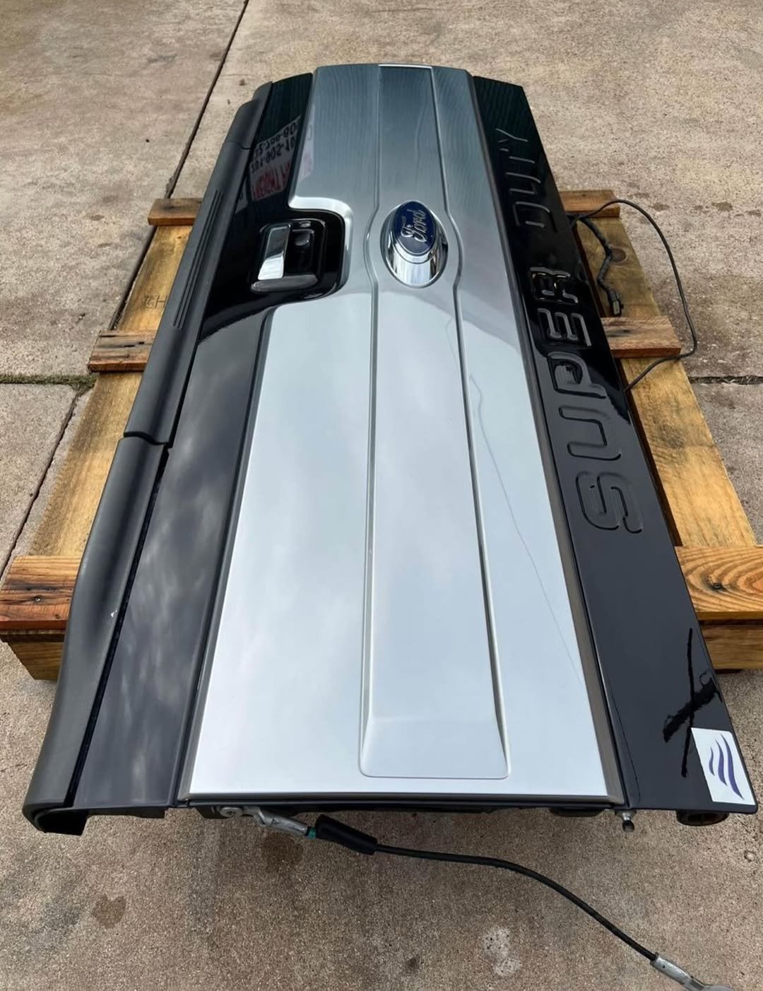 2011-2016 Ford F250 F350 F450 F550 tailgate