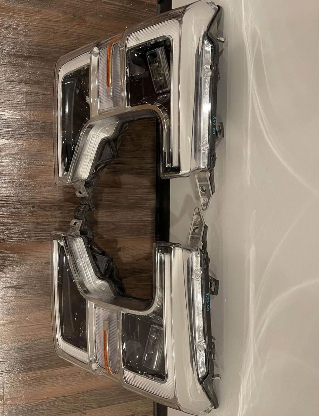 2020-2022 Ford F250 F350 F450 F550 headlights