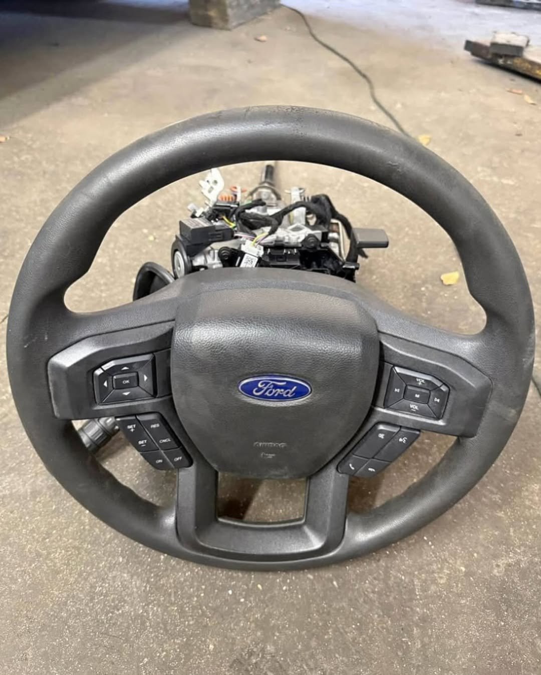 2017-2022 ford F250 F350 F450 F550 steering wheel